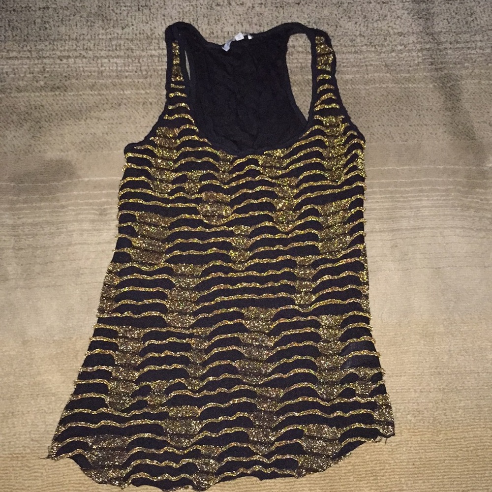 Black and gold tank
